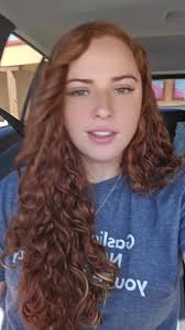 Let me know what y'all think! I want to make this for all of my dogs!  #tinderprofilereview #huskylife #fyp #matchmaker #greenscreen