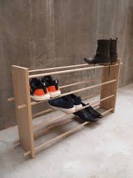 Sieht sehr modern und stylisch aus. Schuhregal Schuhstander Schuhregal Design Schuhablage Schuhablage Moder Design Moder Schuhablage Schuhregal Sc Di 2020 Modern Rak Sepatu Desain Furnitur