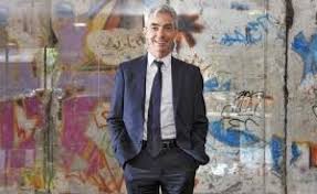 Según lo que informó el diario clarín, el funcionario perdió el control del vehículo en el que circulaba al llegar al kilómetro 112 de la. N9zeirxbsqjplm
