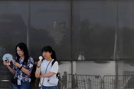 Heat Dome Economics: How Record-Breaking US Heat Wave Fuels Surge in Air Conditioner Sales and Energy Prices – Associated Press Analysis