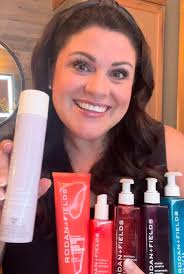 Loving your Lashes, Hair, and Skin with Janey