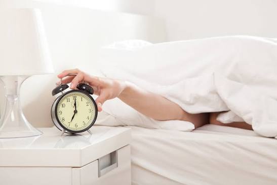 Chuyện gì sẽ xảy ra với cơ thể nếu bạn liên tục bỏ qua chuông báo thức mỗi  sáng? - Nhà thuốc FPT Long Châu
