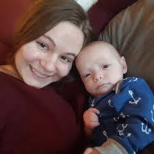 Ella Rabe's Instagram, Twitter & Facebook