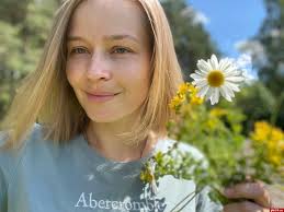 Join facebook to connect with юлия пересильд and others you may know. Yuliya Peresild Pozhelala Smi Ne Sojti S Uma Pskovskaya Lenta Novostej Pln