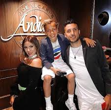 Youtube Stars The Royalty Family Have A Blast At The D Casino Hotel In Las Vegas Youtube Stars Famous Youtubers Casino Hotel