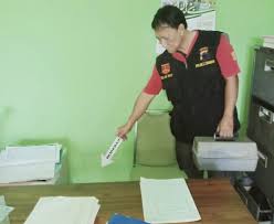 Letak nomor perforasi buku nikah. Ini Daftar Nomor Seri 79 Buku Nikah Yang Hilang Digondol Pencuri Di Kua Ngrampal Masyarakat Diminta Hati Hati Joglosemar News