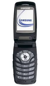 Toshiba G710与Samsung Z600的对比｝ - 电 ...