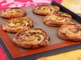 Tout d'abord, il faut bien comprendre qu'aucun aliment ne fait plus grossir qu'un autre. Pain Aux Raisins Our Recipe With Photos Meilleur Du Chef