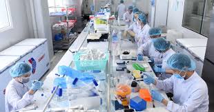 Có vắc xin phải ưu tiên trước nhất cho ngành y tế, giáo dục, người trong tuổi đang lao động. Váº¯c Xin Covid 19 Cá»§a Viá»‡t Nam Ä'Æ°á»£c Thá»­ Nghiá»‡m Tren NgÆ°á»i Ra Sao Tuá»•i Tráº» Online