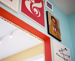 Then, tape the edges of the frame and door and carefully outline the frame along its sides. Paint A Door Jamb An Unexpected Color 15 Of Our Favorite Paint Tricks Lonny