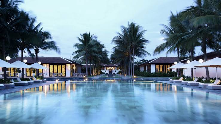 Review TIA Wellness Resort Đà Nẵng - Tận hưởng nghỉ dưỡng tại hồ bơi 