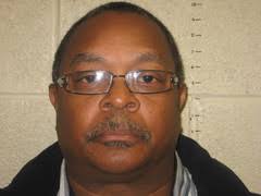 Cleveland Police officer who admitted stealing $1,000 still has job