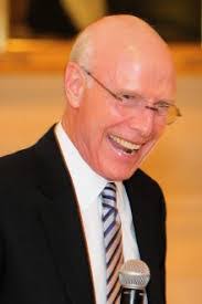 Dean Bain's Instagram, Twitter & Facebook