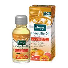 お顔だけでなく全身に使える保湿ケアオイル 100 天然由来成分だから スッと肌になじみます 植物の恵みでやさしく潤し お肌の自然なターンオーバーをサポートします マッサージ効果による オーガニック国際認証natrue ネイトゥルー 取得商品なので 安心してお使い