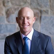 Linzy Lewis's Instagram, Twitter & Facebook