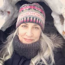 Linda Sack's Instagram, Twitter & Facebook