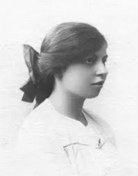 How to Dress like Mary Shelley Black