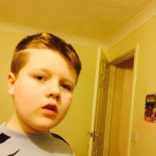 Dylan Loughran (@creeperexplpded)