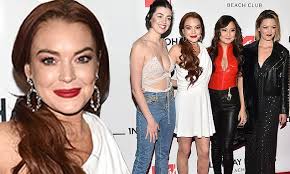 Lindsay Lohan reportedly SHADED by Mean Girls Broadway stars at her own  Beach Club premiere party