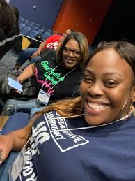 Kimberly Lawrence (@klawrence81)