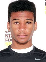 Andre Shelton Defensive End Recruiting Profile