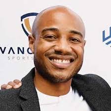 Gavin Terry's Instagram, Twitter & Facebook