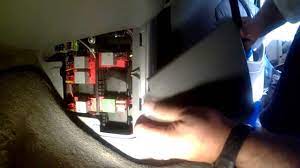 Und man kann den fehlerspeicher auslesen. W163 Mercedes Benz Ml Class Ml320 Fuel Gauge Reset Instructions Youtube