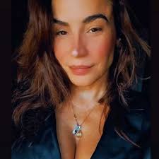 Paula Branco (@MariaJ4275)