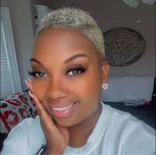 Happy last first day Kylie, Happy first day Kyle, and Happy soon to be  first day of daycare DJ❤️❤️🥰￼❤️ Senior#8thgrader#Newborn