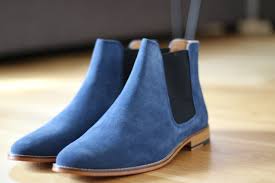 Les chelsea boots sont parfaites pour un style sobre, avec des vêtements simples et des coloris sombres. Chelsea Boots Pied De Biche Bottines Haut De Gamme Le Barboteur