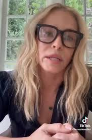 Comedian Chelsea Handler encourages the left to fight for democracy after  Jimmy Kimmel was canceled, saying “It's clear our right to free speech is  in grave danger… We've never had the government