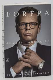 6 A'er: Langballes fremragende, hudløst ærlige bog er et sensationelt  must-read