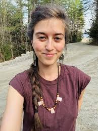 Heather Tatman's Instagram, Twitter & Facebook