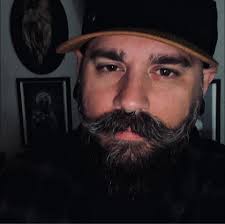 585lb deadlift PR with straps