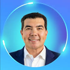 George Maroudas's Instagram, Twitter & Facebook