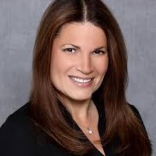 Debra Cunningham's Instagram, Twitter & Facebook