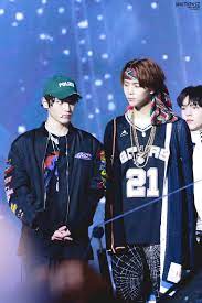 Kard rapper bm has named nct's taeyong, mark and johnny as the artists he would like to collaborate with in the future. Taeyong Please Notice Me Johnny I Do