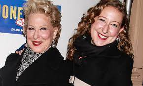 Bette midler's only child is sophie von haselberg, who is also an actress, and born on november 14, 1986. Bette Midler Brings Daughter Sophie Von Haselberg To Broadway S Honeymoon In Vegas Daily Mail Online