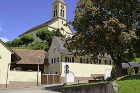 In die vier räume in der fünften etage ziehen neben dem landesbischof auch sein persönlicher referent und die büroleiterin ein. Evangelische Kreuzkirche Auggen Badische Zeitung Ticket