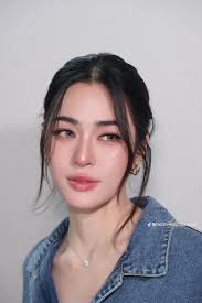 LINGORM 💜💜 LINGORM PRESENTER PANTENE #PanteneMiraclexLingOrm