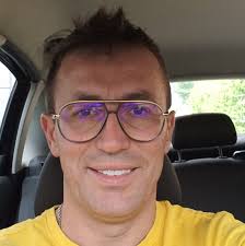 Łukasz Mroczkowski w osoby