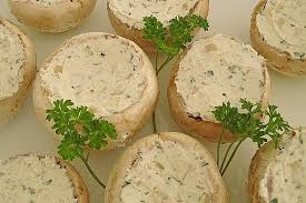 Gefullte Champignons Mit Frischkase Von Hellale Chefkoch Rezept Gefullte Champignons Mit Frischkase Gefullte Champignons Rezepte