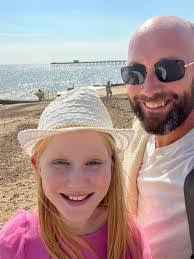 Crystal Hartless's Instagram, Twitter & Facebook