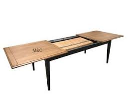 Table De Salle A Manger En Chene Massif Comportant 2 Allonges En Portefeuille Cette Table De Table En Chene Table Salle A Manger Table A Manger Avec Rallonge
