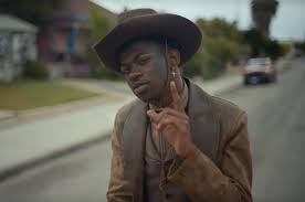 lil nas xs old town road breaks record for longest stay