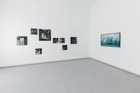 Jeweils donnerstags gespräche oder kleingruppenführungen. Dark Whispers Fotografien Von Beatrice Minda Haus Am Kleistpark