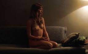 A Field Guide to Gwyneth Paltrow - Fleshbot