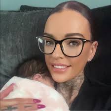 Some advice maybe? I live in England UK. Never ever a dog lover...always  been a cat person! But a few years ago pugs crept into my heart and pretty  much stayed there.