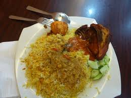 Available in chicken and mutton variants, it makes for a perfect meal for majeed's only does chicken and mutton biryani (and matar pulao) and delivers it warm in good ol' handis. Restoran Tajudin Nasi Briani Kuala Lumpur Restaurant Reviews Photos Phone Number Tripadvisor