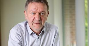 'Opa'Jef Stroo debuteert op zijn 61ste als romanschrijver